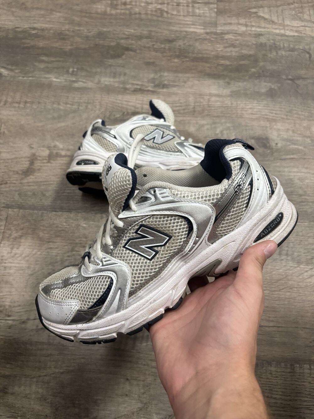New Balance 530 White Silver Navy MR530SG Men's Size 7.5 Running Shoes